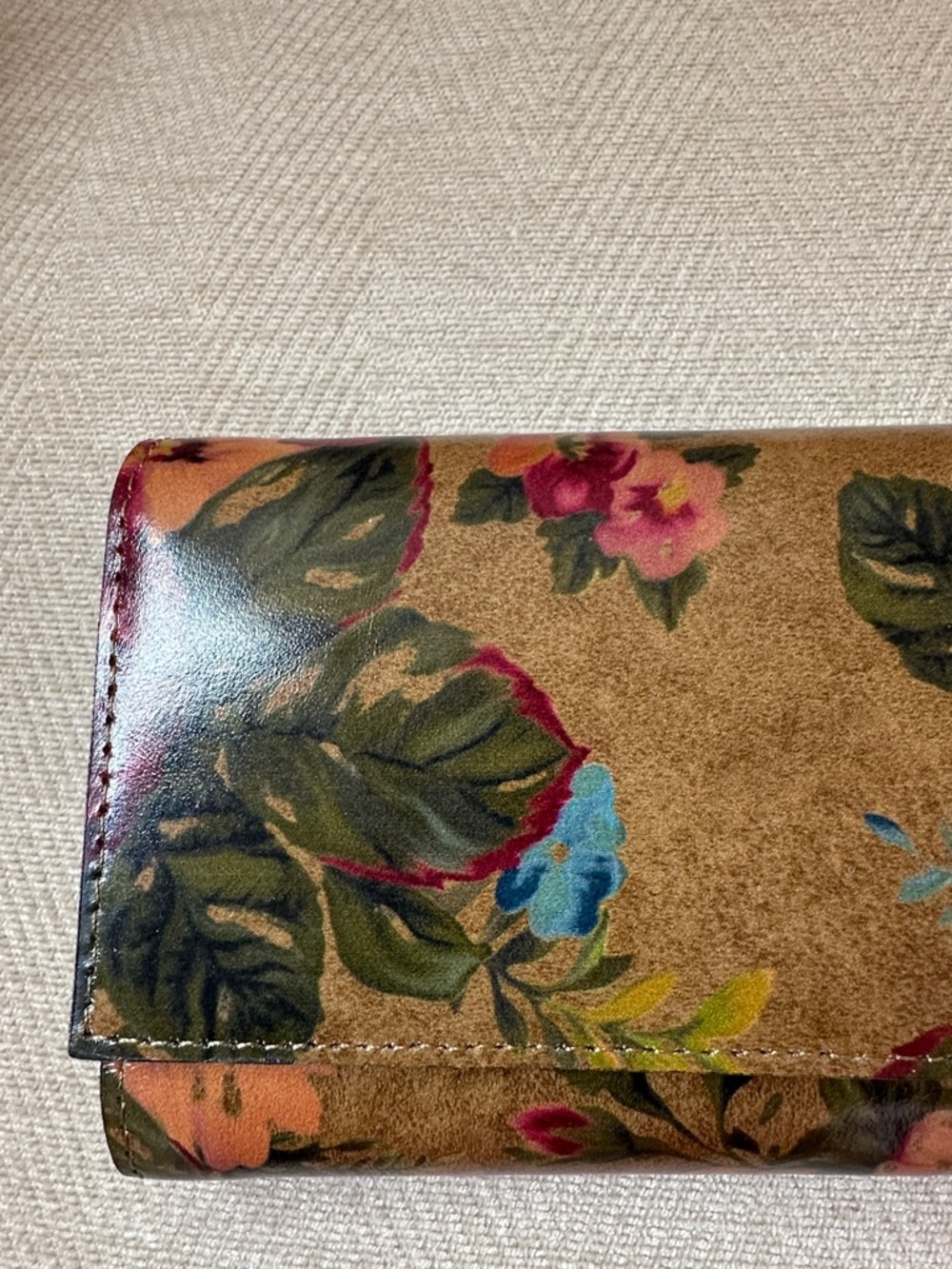 Patricia Nash Multi‑Color Floral Leather Clutch Wallet - Picture 5 of 11